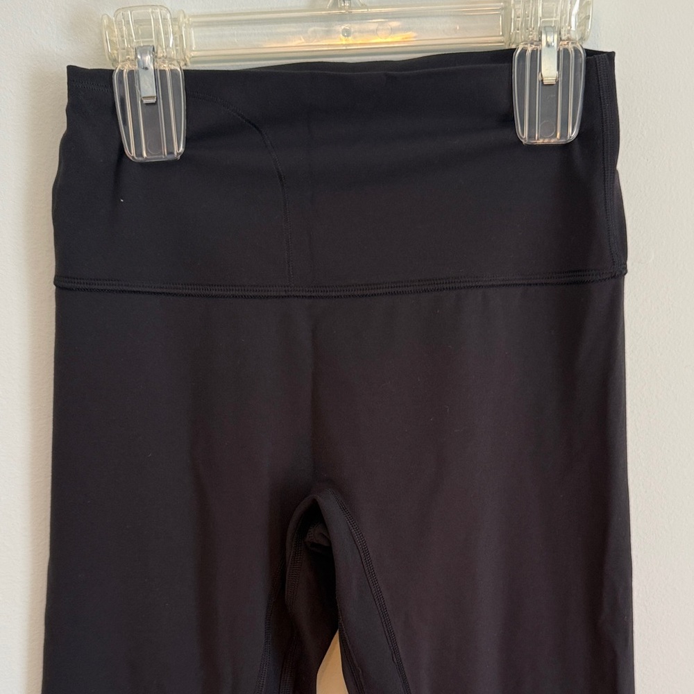 Lululemon Women’s Black Workout Leggings - Picture 3 of 7